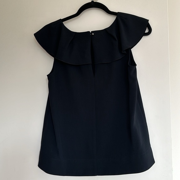 Banana Republic Black top - Picture 2 of 10